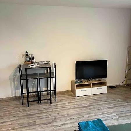 Kleine - Naehe Schweiz 아파트